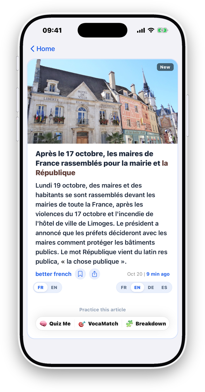 The Better French app on an iPhone: the story about the mayors' gatherings, in French. The title reads: Après le 17 octobre, les maires de France rassemblés pour la mairie et la République.